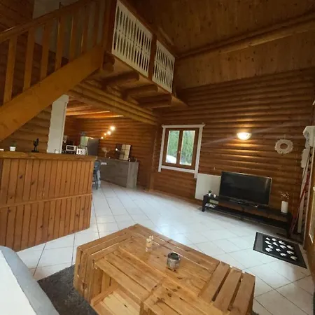 Chalet A La Campagne